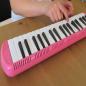 Preview: keepdrum Melodica Pink 37 Tasten mit Tasche und Notenheft