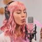 Preview: Rode NT1 Signature Pink Studio-Mikrofon Rosa mit PSA-1+ Plus Gelenkarm-Stativ Schwarz