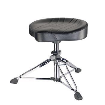 K&M 14000 Gomezz Schlagzeughocker mit Schlagzeugstöcken