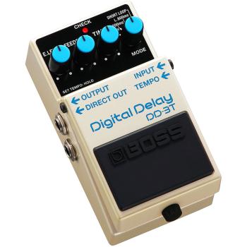 Boss DD-3T Delay mit FS-5U Fußtaster mit Patchkabel