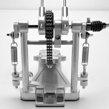 Sonor Doppelpedal DP 4000   mit Schlagzeugstöcken