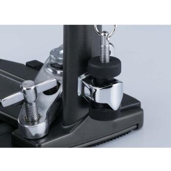 Tama Fußmaschine HPDS1 Dyna-Sync mit Schlagzeugstöcken