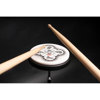 Meinl Practice Pad Benny Greb 6 Zoll mit Drumsticks 1 Paar
