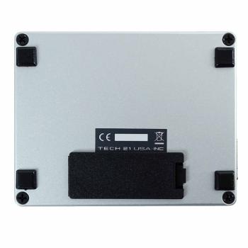 Tech21 SansAmp Character VT Bass DI Preamp Pedal mit Kabel