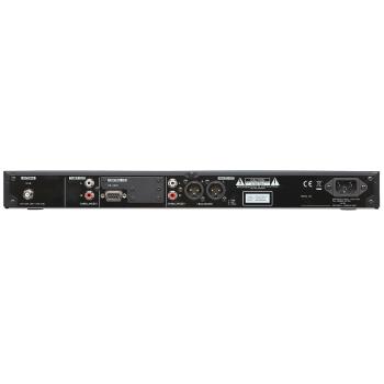 Tascam Medien-Player CD400UDAB mit 2x XLR-Kabel
