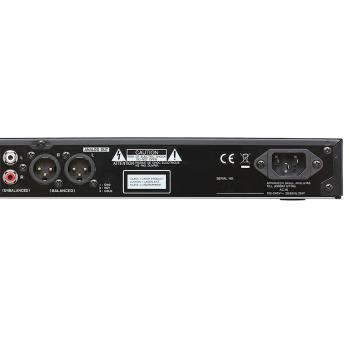 Tascam Medien-Player CD400UDAB mit 2x XLR-Kabel