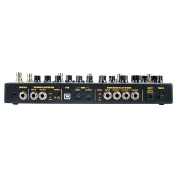 Nux Cerberus Multi-Effektgerät mit Kopfhörer