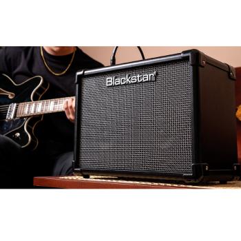 Blackstar ID Core 10 V4 Combo Gitarren-Verstärker mit Kabel