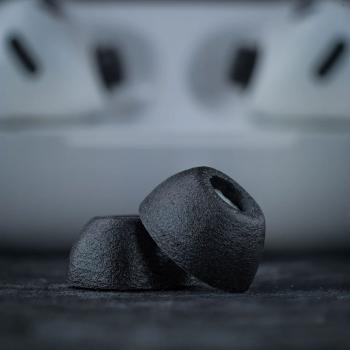 Comply Ohrstöpsel TrueGrip MAX für Airpods Pro 3 Schwarz S mit Tuch