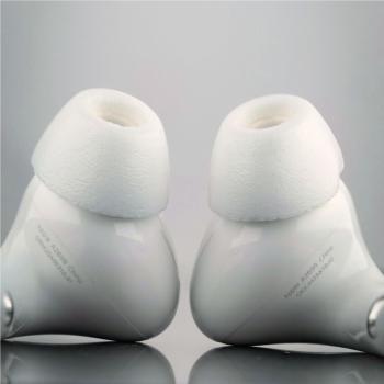 Comply Ohrstöpsel TrueGrip MAX für Airpods Pro 3 Weiss Größe M