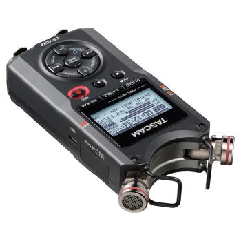 Tascam Audio-Recorder DR-40XP mit Zubehörset und Kopfhörer