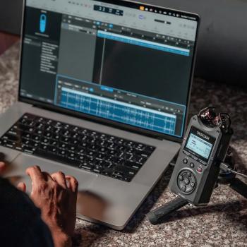 Tascam Audio-Recorder DR-40XP mit Kamera-Zubehörset und Kopfhörer