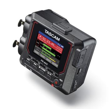 Tascam Audio-Recorder FR-AV2 mit Kopfhörer