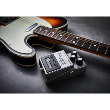 Boss FZ-1W Waza Fuzz Effektgerät mit Kabel