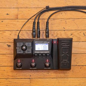 Zoom G2X Four Multi-Effekt-Gerät mit Klinkenkabel