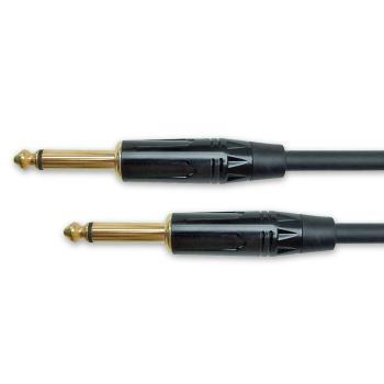 Boss AD-2 Preamp für Akustik-Gitarre mit Kabel