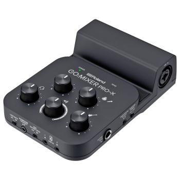 Roland GO Mixer Pro-X Audio-Interface mit Kopfhörer