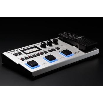 Boss GT-1B Bass Multi-Effektgerät mit Netzteil