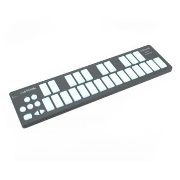McMillen K-Board MIDI-Controller Galaxy mit Kopfhörer