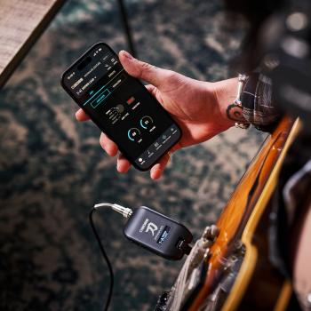 Boss Kopfhörer-Verstärker Katana GO Amp Plug mit Audiofly In-Ear Ohrhörer