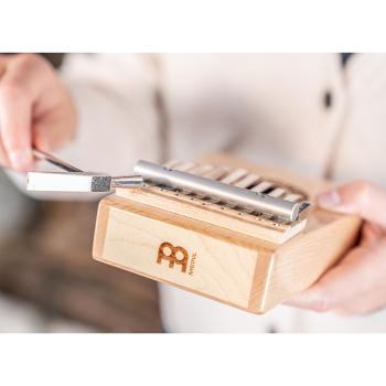 Meinl Sonic Energy KL1009H Kalimba mit Anhänger