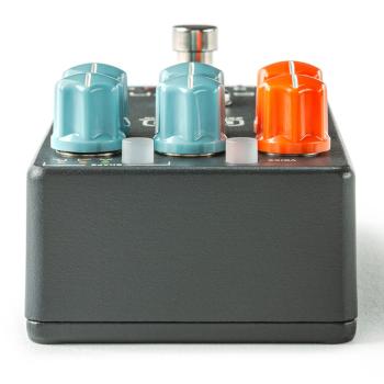 MXR Effektgerät MB301 Bass Synthesizer Pedal mit Kabel