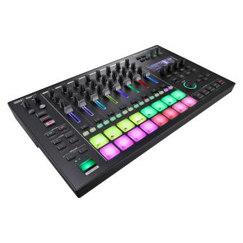 Roland MC-707 Groovebox DJ Mischpult