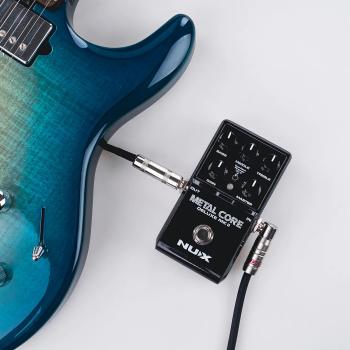 Nux Effektgerät Metal Core Deluxe MKII Preamp Pedal mit Netzteil