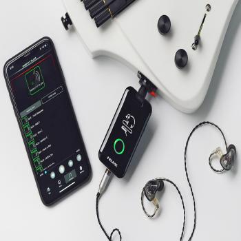 Nux Mighty Plug Amp-Plug für Gitarre mit Kopfhörer