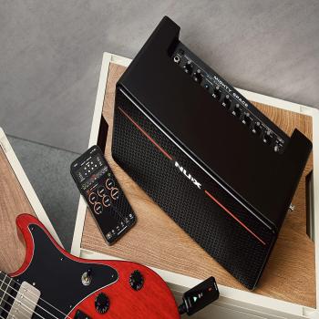 Nux Mighty Space Gitarren-Verstärker mit Kabel