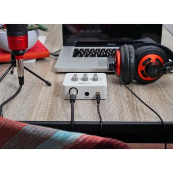 ESI NEVA Uno USB Audio-Interface mit Kopfhörer