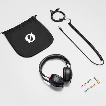 Rode Kopfhörer NTH-50 mit Headset-Mikrofon und Tuch