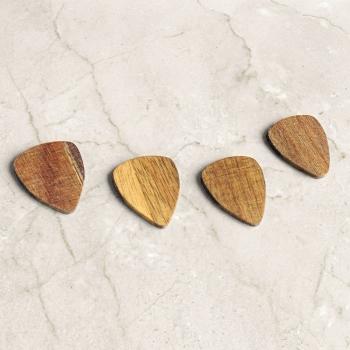keepdrum Plektrum-Box mit Gitarren Picks aus Holz