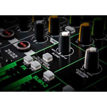 Mackie Mischpult ProFX10V3+ Analogmixer mit 2x XLR-Kabel
