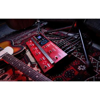 Boss RC-600 Loop-Station mit Klinkenkabel