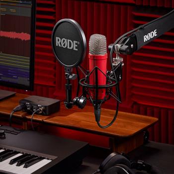 Rode NT1 Signature Red Studio-Mikrofon Rot mit PSA1+PLUS Gelenkarm Schwarz