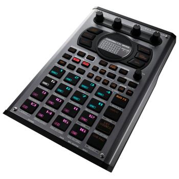 Roland Sampler SP-404 MKII mobiler Sequencer