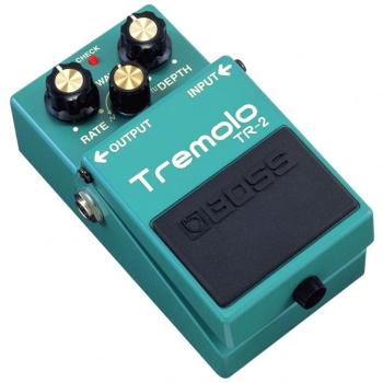Boss TR-2 TRemolo Effekt-Pedal mit Netzteil