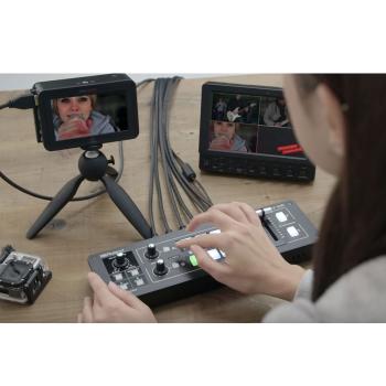 Roland HDMI-Video-Switcher V-1HD mit Kabel