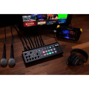 Roland Video Switcher V-1HD+ HD Plus mit XLR-Kabel