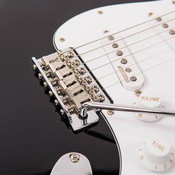 Vintage E-Gitarre V6BB Reissued Boulevard Black mit Kabel