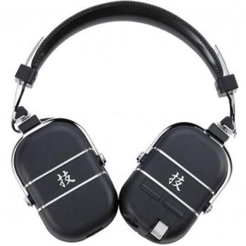 BOSS Waza-Air drahtlos Gitarren-Kopfhörersystem mit Wandhalter