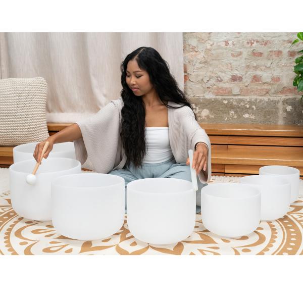 Meinl Sonic Energy CSBSETCHA Crystal Singing Bowl Chakra Set inkl Schlägel