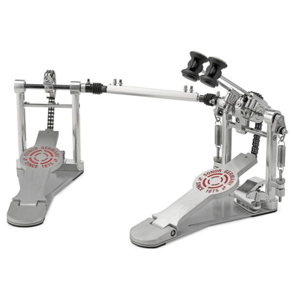 Sonor Doppelpedal DP 4000   mit Schlagzeugstöcken
