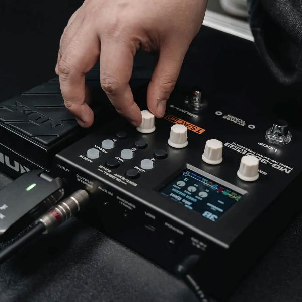 NUX Multi-Effektgerät MG-300 MKII für E-Gitarre