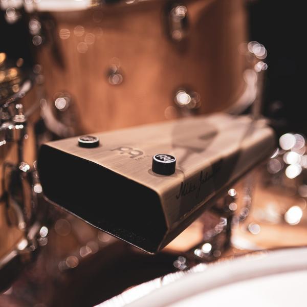 Meinl MJ-GB Mike Johnston Groove Bell Cowbell inkl Mute-Magnete