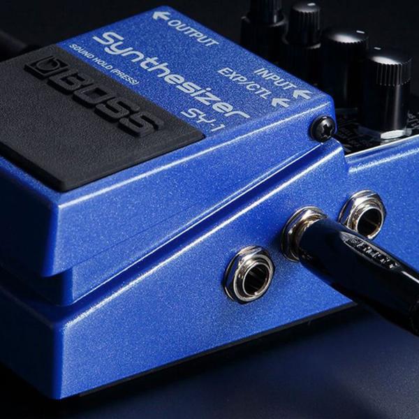 Boss SY-1 Synthesizer Effektgerät für Gitarre