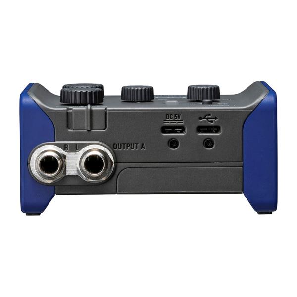 Zoom AMS-24 Audio-Interface mit Kopfhörer