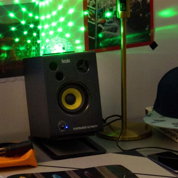 Hercules DJ Speaker 32 Party Monitor-Boxen
