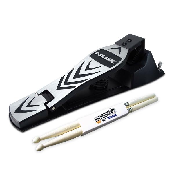 Nux Hi-Hat Pedal DM210HH für E-Drum mit Drumsticks 1 Paar